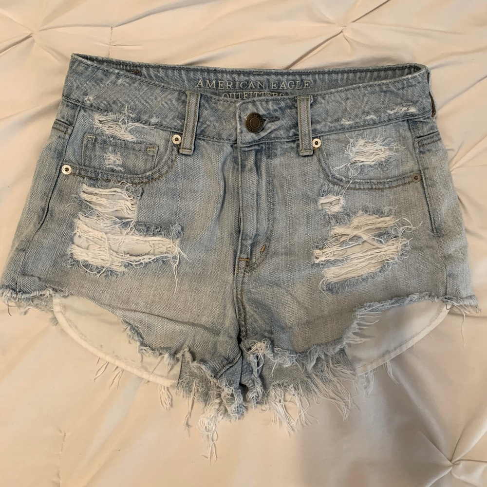 American Eagle distressed cut off shorts